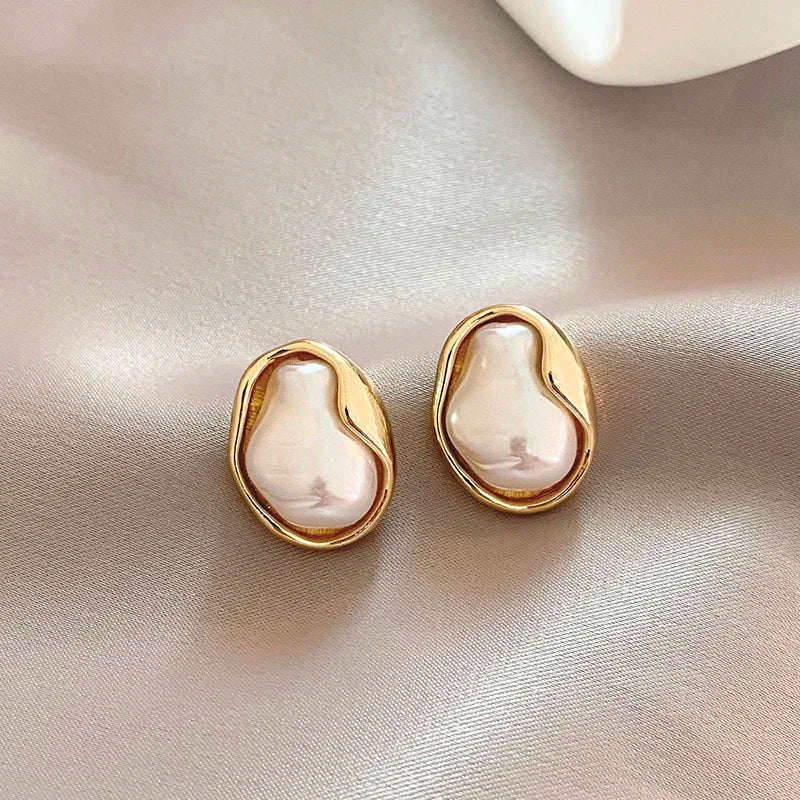 2024 New Fashion Metal Irregular Pearl Stud Earrings For Women Elegant