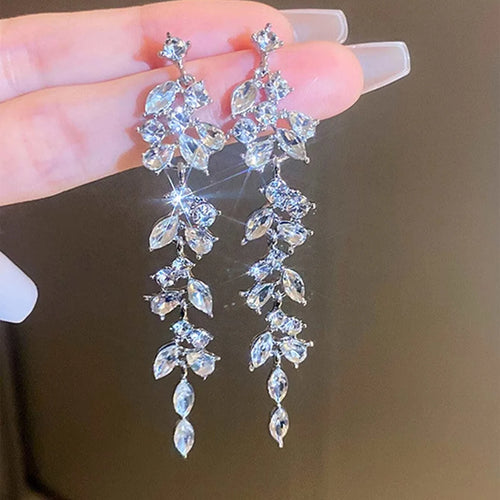 2pcs fashionable and high-end long tassel full diamond leaf earrings